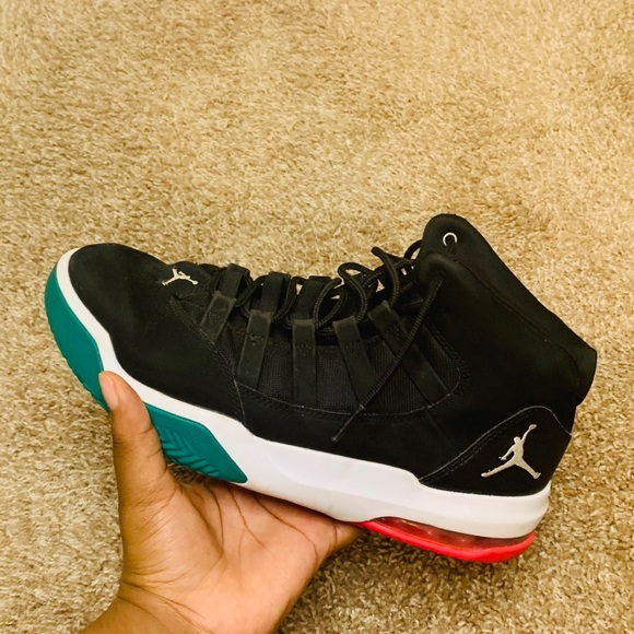 Jordan Max Aura Size 9 Men - Picture 1 of 2